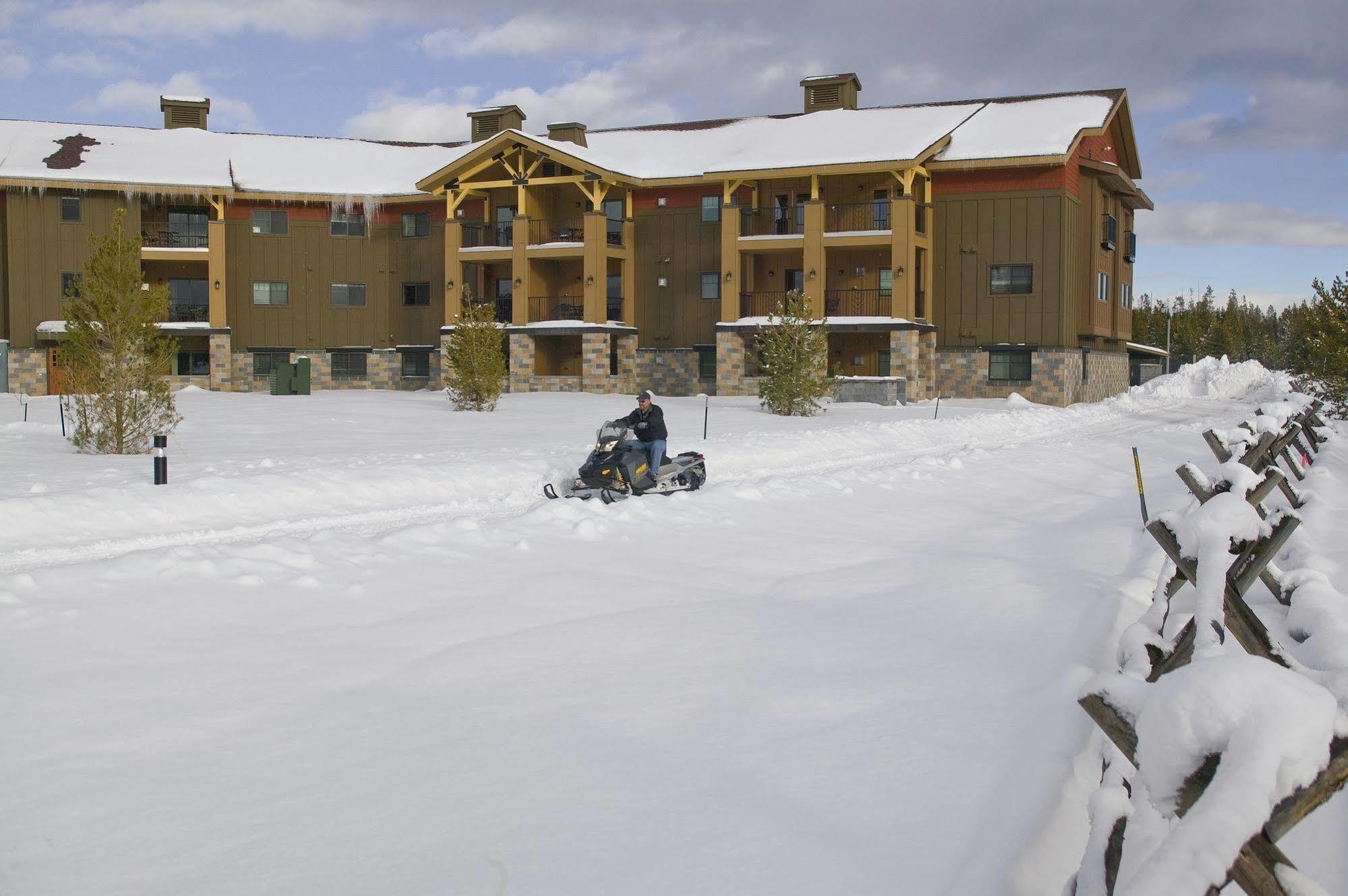Worldmark Уест Йелоустоун Екстериор снимка